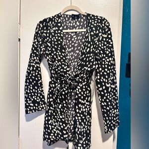 Have Black and White Patterned Cardigan